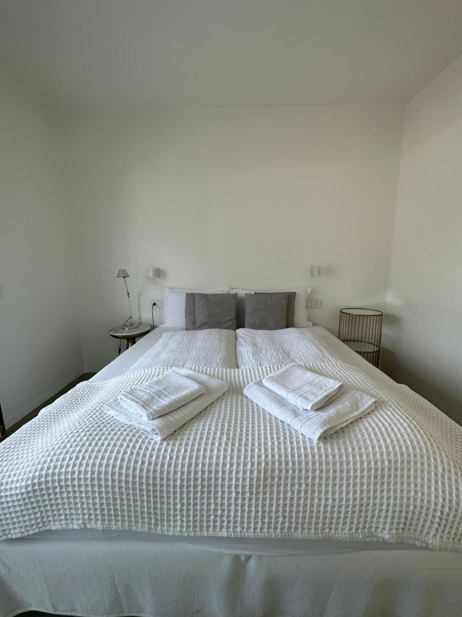 Absolute View Apartment *